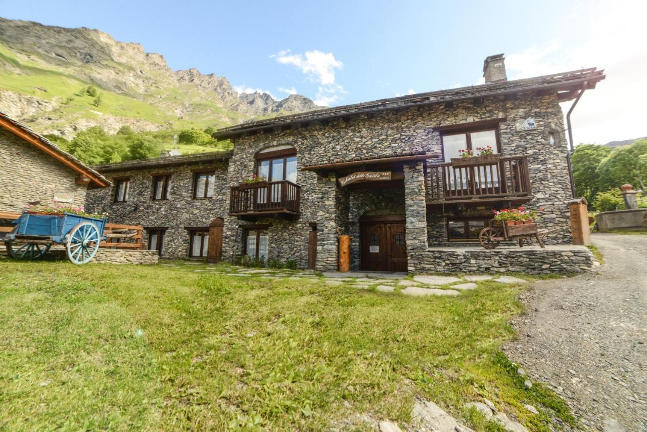Chalet Della Guida บาร์โดเนกเกีย ภายนอก รูปภาพ