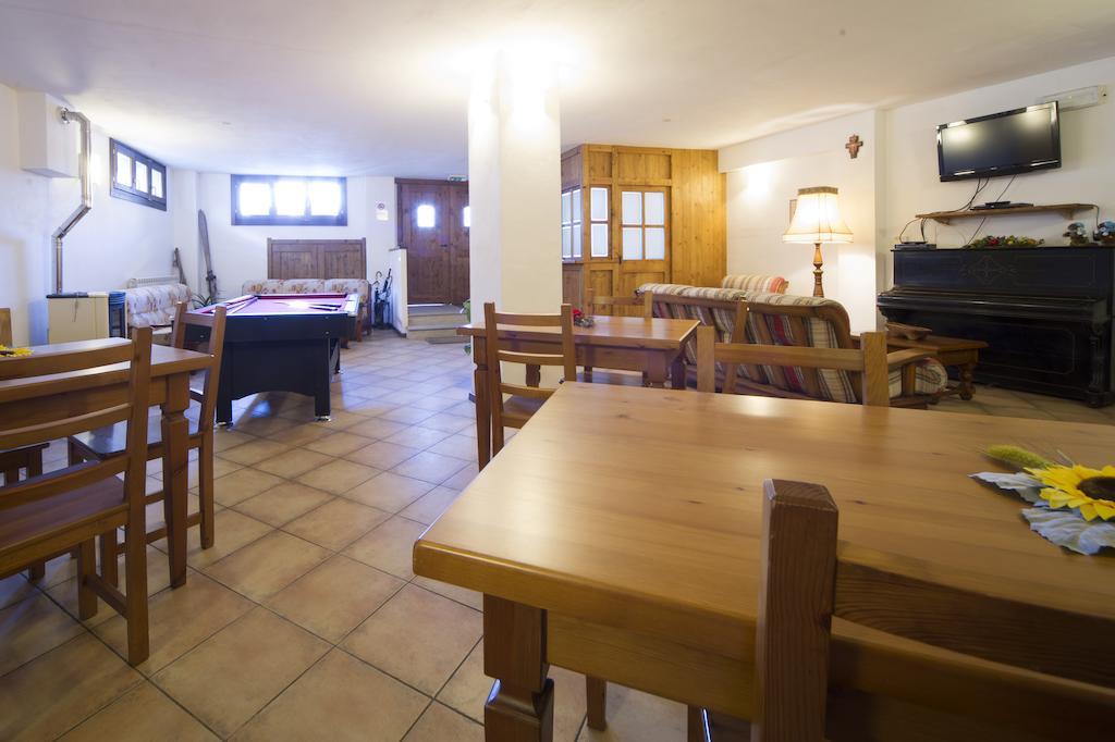 Chalet Della Guida บาร์โดเนกเกีย ภายนอก รูปภาพ