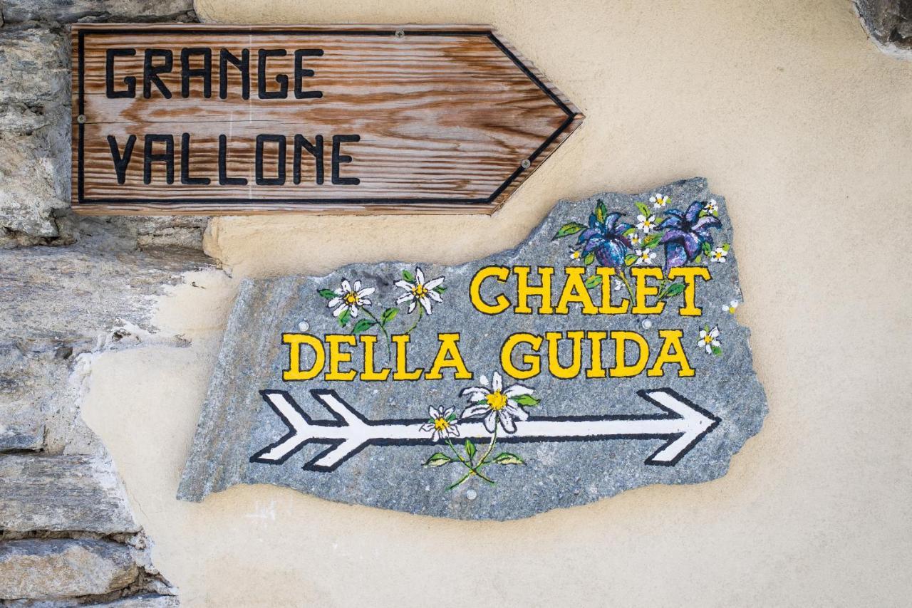 Chalet Della Guida บาร์โดเนกเกีย ภายนอก รูปภาพ