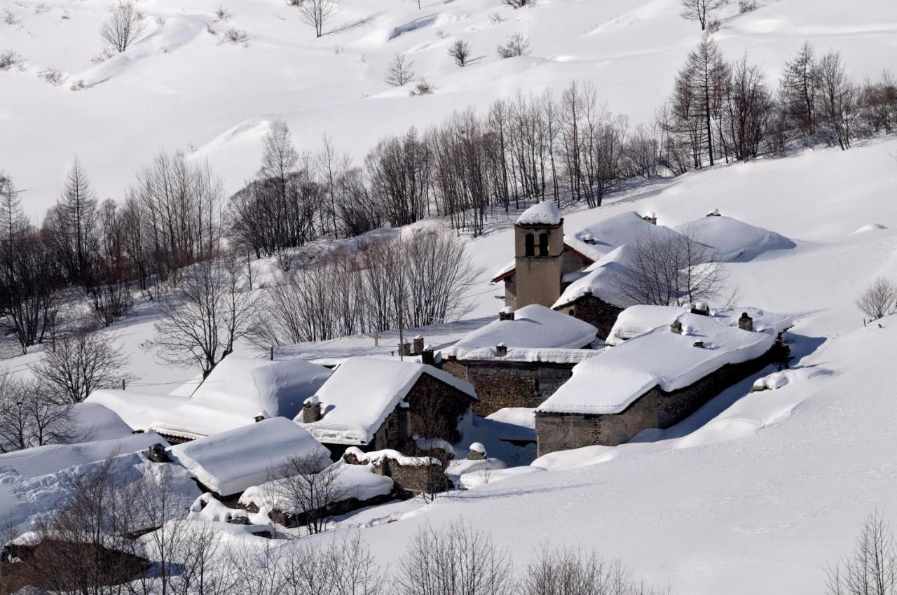 Chalet Della Guida บาร์โดเนกเกีย ภายนอก รูปภาพ